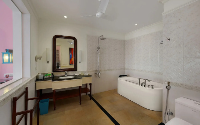 Mayfair Palm Beach Resort