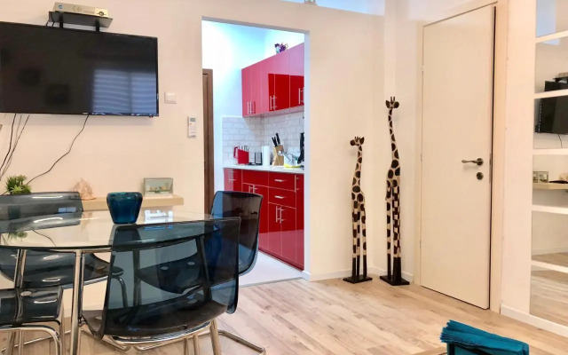 2 Bedrooms Apartment " Marcheliz " in Bat-yam