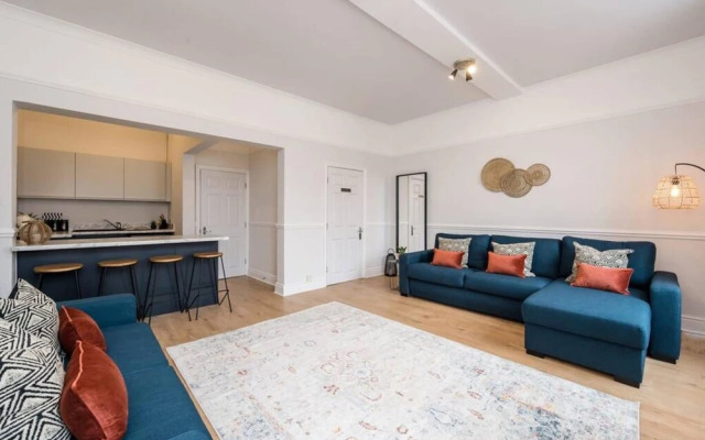 Host Apartments Seel St Townhouse Apt II
