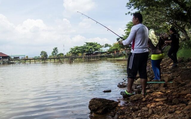 Kampung Air (Water Chalet) Bukit Merah