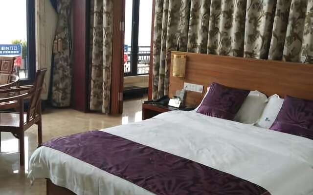 Shili Yintan Hotel