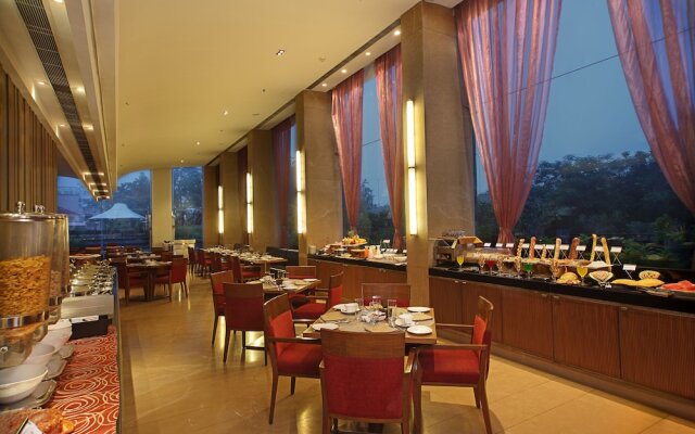 Fortune Select SG Highway, Ahmedabad - Member ITC Hotels' Group