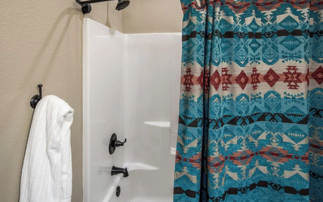 Grindstone Lake Lodge