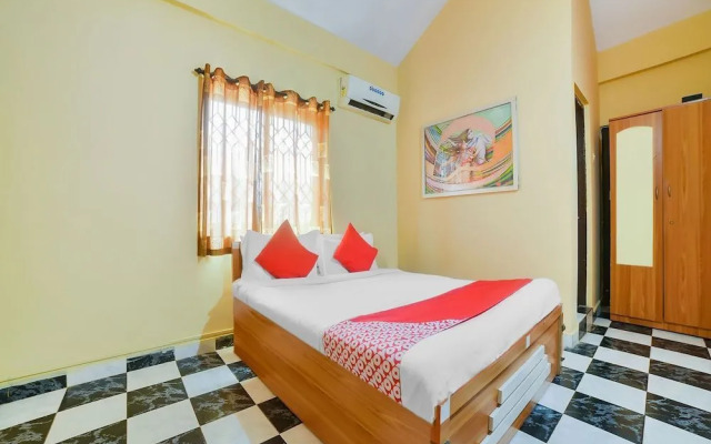 Royal Castle By OYO Rooms