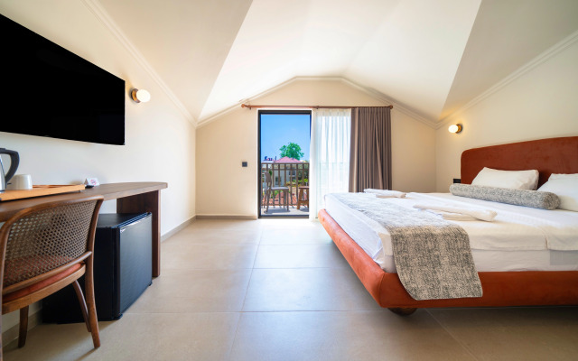 Magic Tulip Beach Hotel