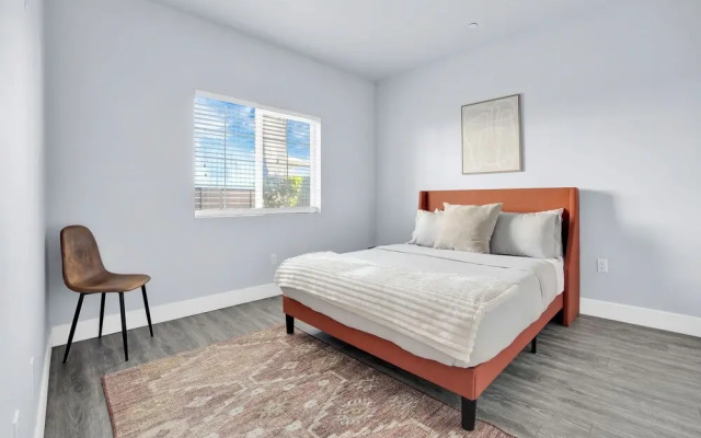 Noho by Avantstay North Hollywood Townhome