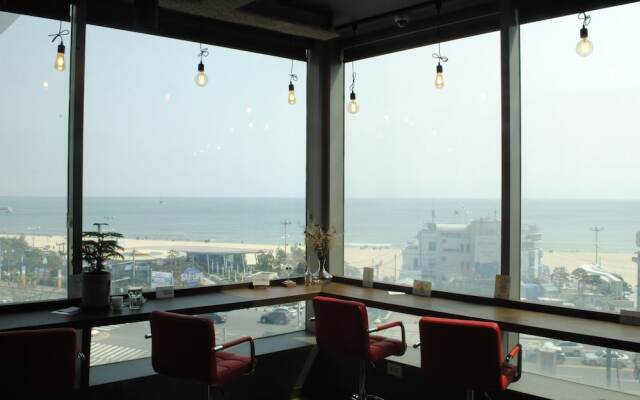 MoonDong's Hostel