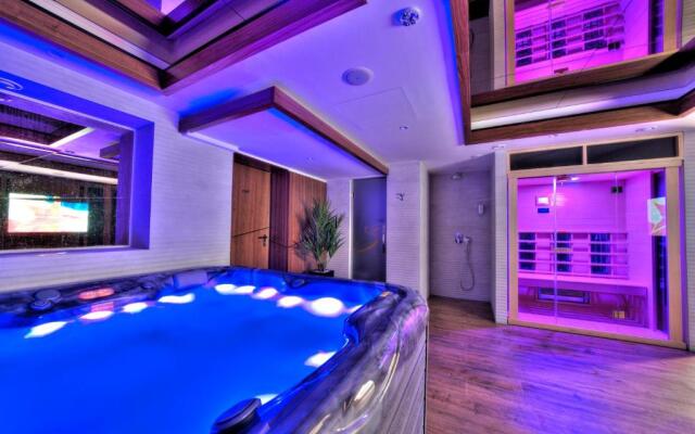 Sky hotel