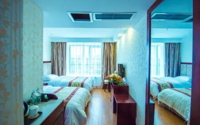 Fulong Hotel
