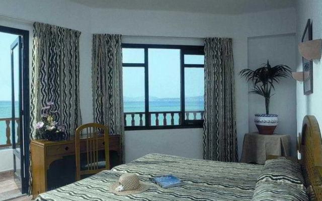 Отель Galaxia Boutique