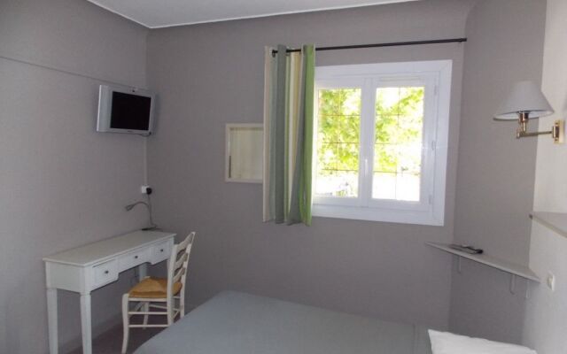 Au Relais Provencal