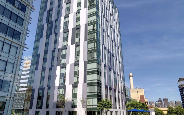 Global Luxury Suites at Kendall West