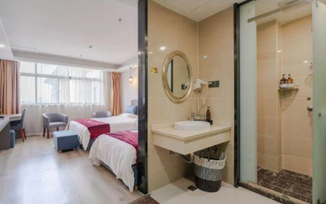 Junyi Hotel (Wuxi Binhu Xiaotaoyuan Metro Station)