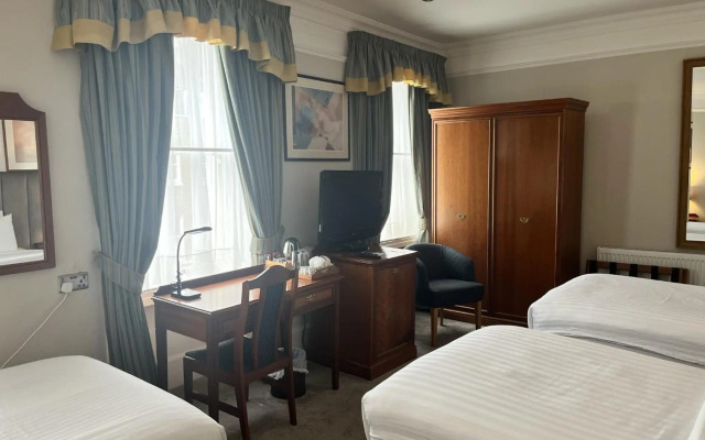 Staunton Hotel