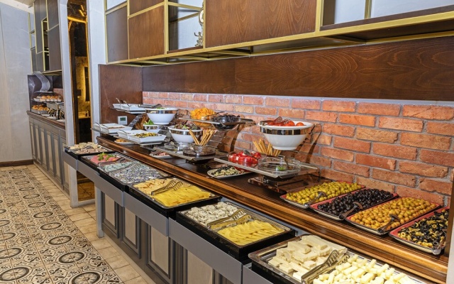 Meroddi Barnathan Hotel - Image 4
