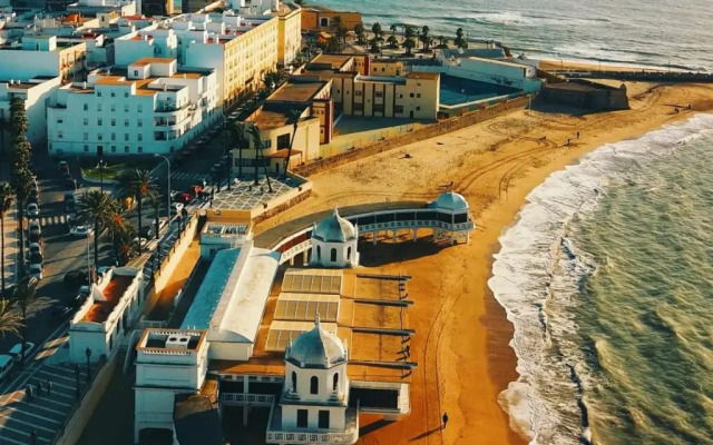 No 14 Cadiz