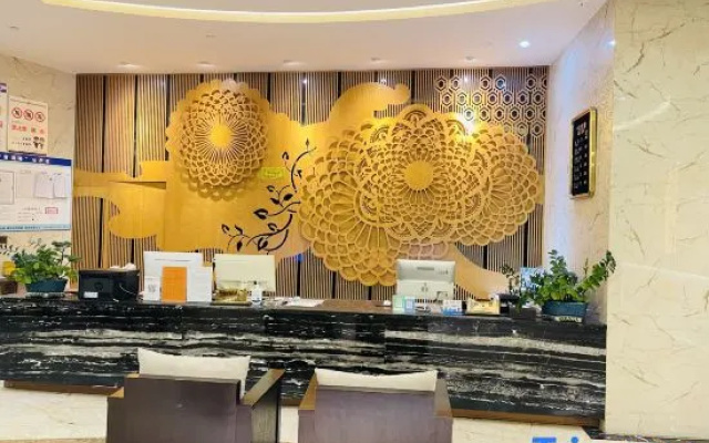 Hindu Hot Spring Hotel (Delong International Jewelry City Duobao City Branch)
