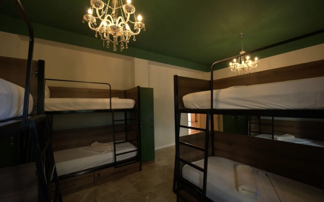 2115 Boutique Hostel