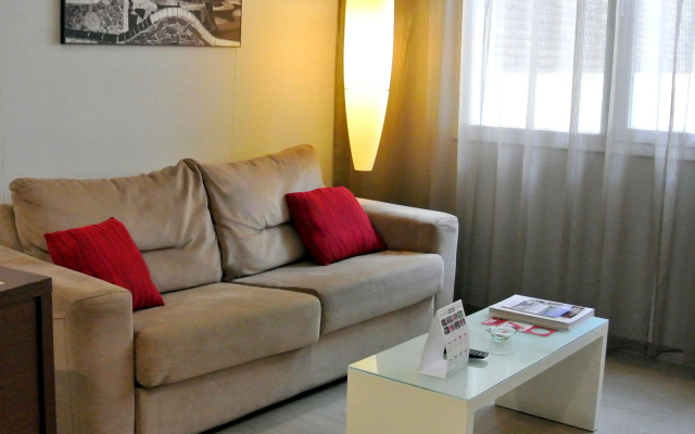 Atenea Rekord Suites