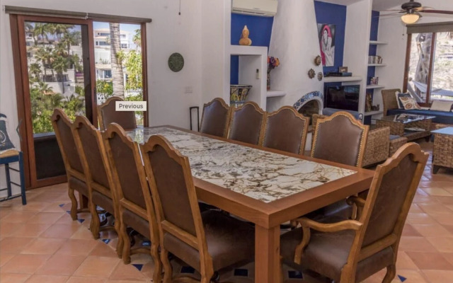 Casa Tranquila Only Steps to The Ocean 5-bedrooms Sleeps 9