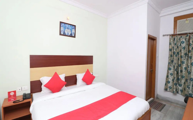 OYO 14898 Hotel Dwarika
