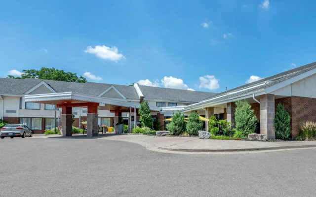 Quality Inn & Suites