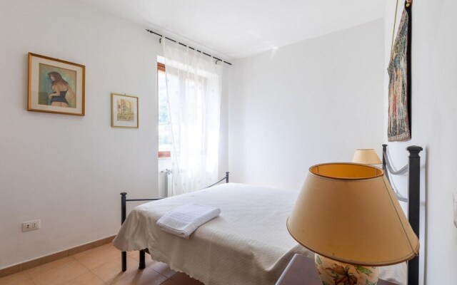 Beautiful Home in Fabriano With 5 Bedrooms and Wifi