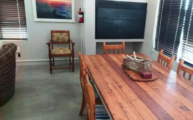 St Louis, Langebaan 8-sleeper