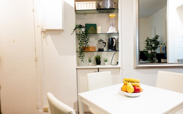 Chic & Spacious Flat at Tocqueville