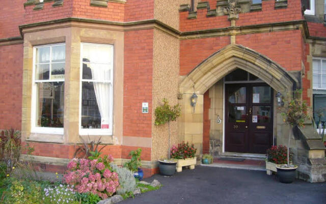 Crickleigh House