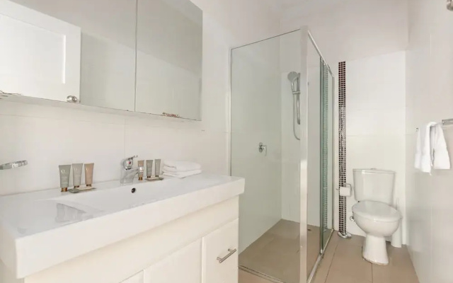Bright 2-bed Apartment in Coogee