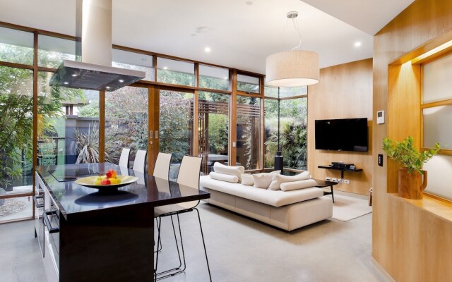 Sticky Rice Villas
