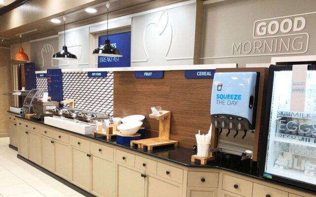 Holiday Inn Express Stony Brook by IHG