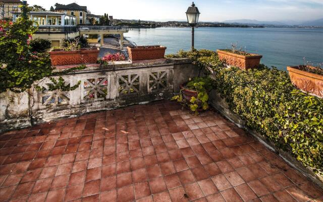 Villa Patrizia Lake View - Italian Homing