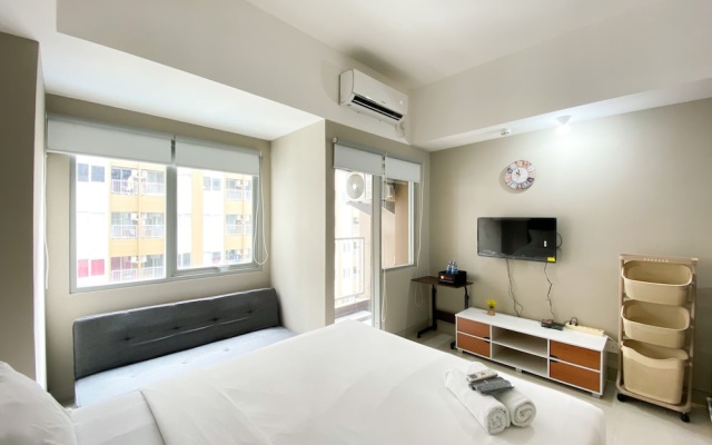 Homey and Cozy Stay Studio LRT City Jatibening Apartment – Guest Rooms – Bekasi