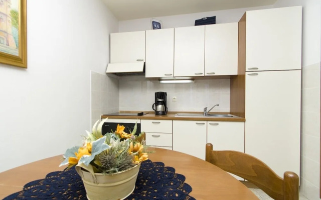 Dijana - 20m From the sea - A2 Diana