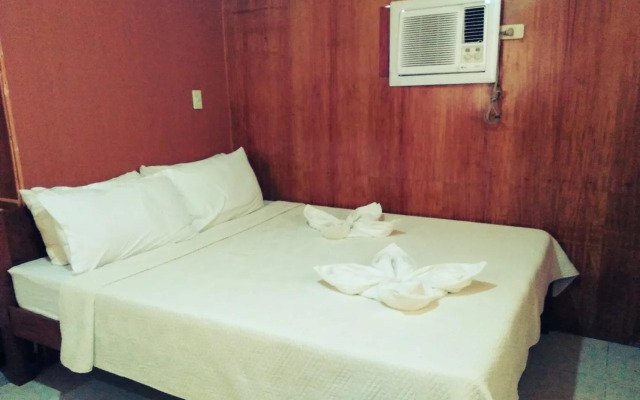 Four Seasons Seaview Hotel