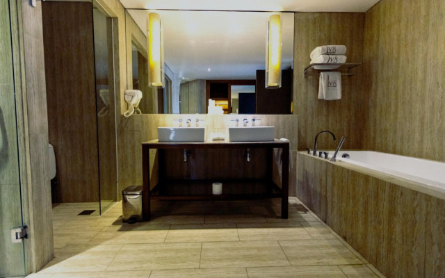 Lv8 Resort Hotel