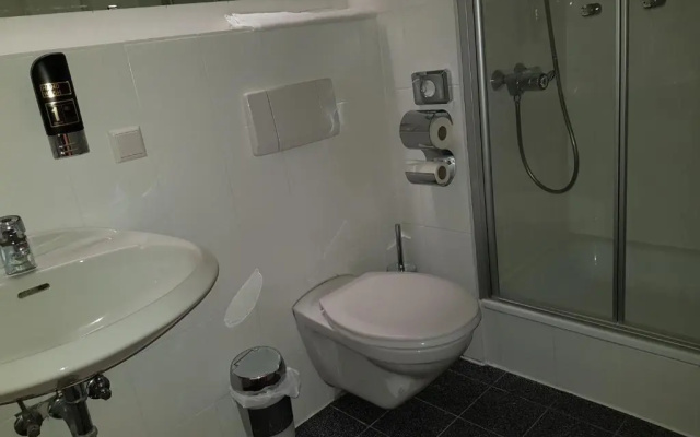 Confour Hotel