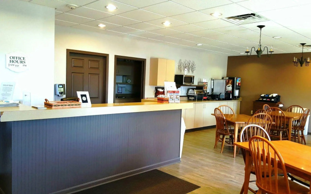 Lodging on the Square