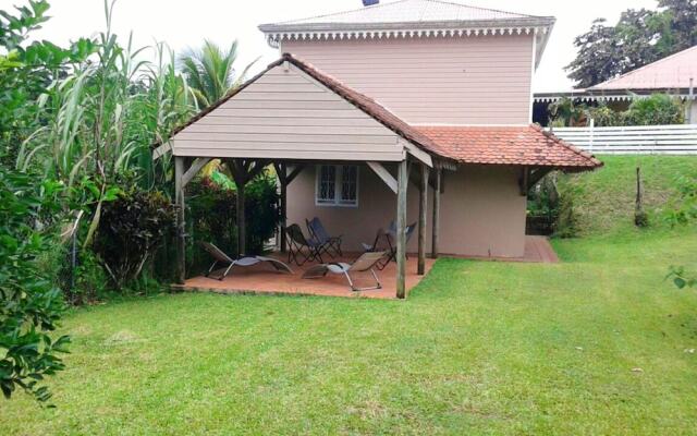 House With 2 Bedrooms In Gros Morne With Enclosed Garden And Wifi 15 Km From The Beach