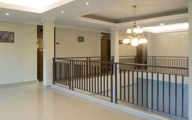 Joyful Hotel