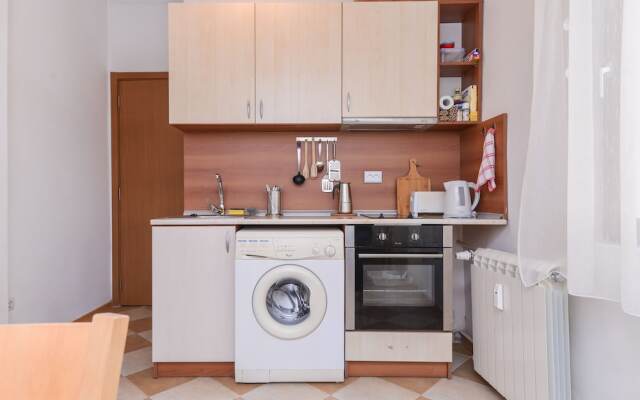 FM Deluxe 1-BDR Apartment - Artist's Place