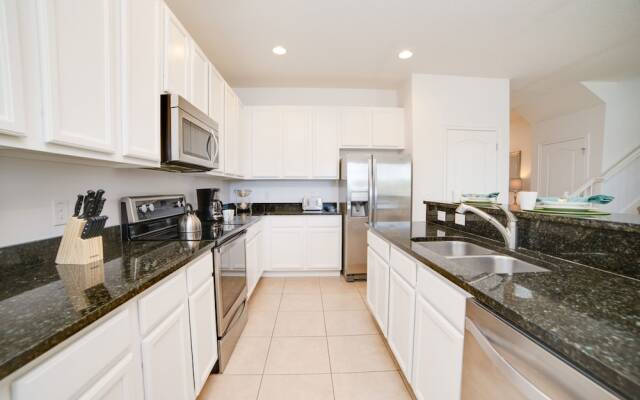 4373 Acorn Court