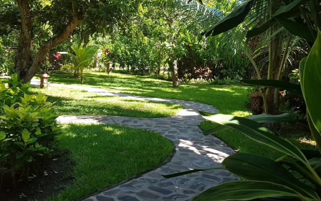 Mango Tree Inn