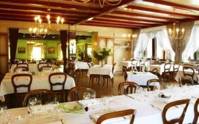 Hôtel-Restaurant A l'Aigle