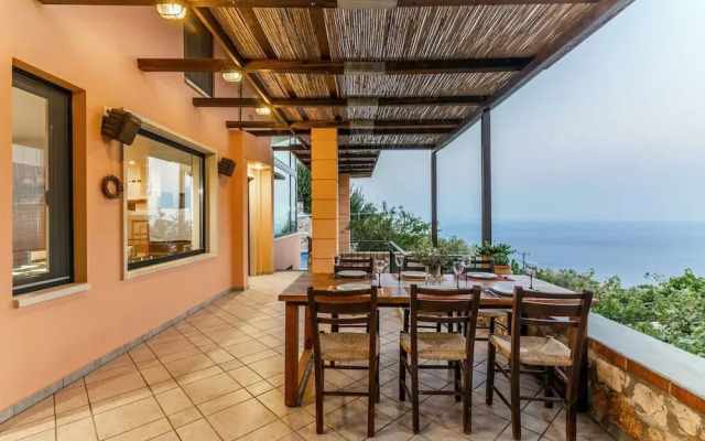 Villa Evakri With Private Swimming Pool BBQ