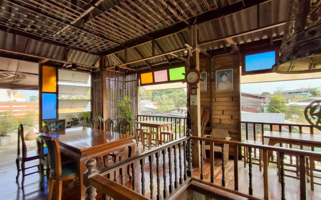 Huen Chang Puek Hotel