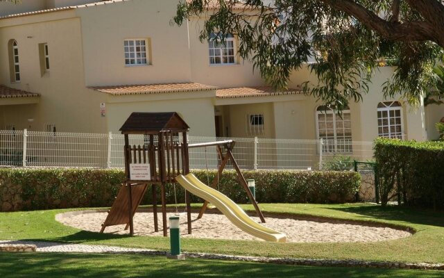 Apartamentos Turistícos Clube Vilarosa