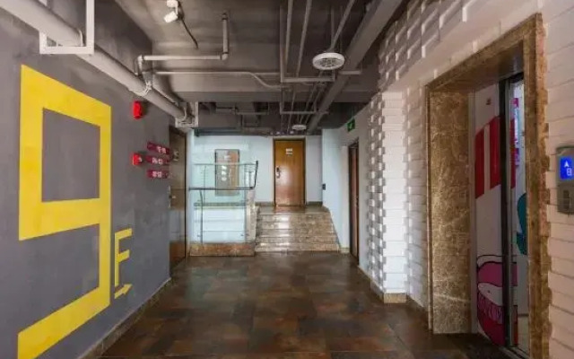 Harbin City Posthouse Apartment